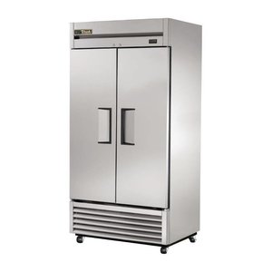 TRUE Double Door Refrigerator Stainless Steel 991 L, 0,5 °C to +3,3 °C TRUE Double Door Refrigerator Stainless Steel 991 L, 0,5 °C to +3,3 °C