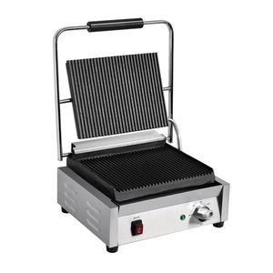 Buffalo Single Cast Iron Contact Grill, Grooved Grill Plate, 300 x 226 mm, 2,2 kW Buffalo Single Cast Iron Contact Grill, Grooved Grill Plate, 300 x 226 mm, 2,2 kW