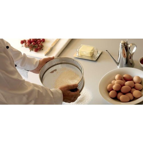 Hendi Sieve for sifting flour for cakes, diameter 350x (H) 100 mm Hendi Sieve for sifting flour for cakes, diameter 350x (H) 100 mm