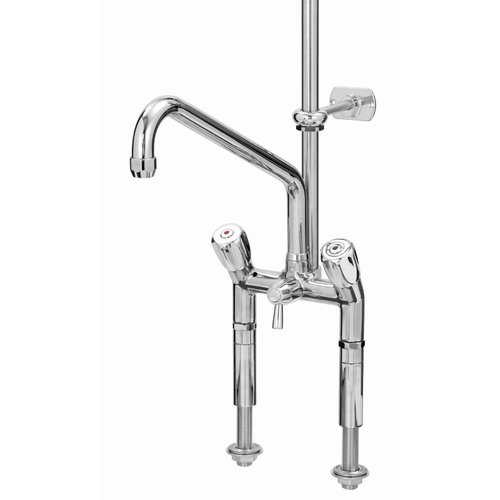 Bartscher Bateria stojąca dwuuchwytowa, dwuotworowa ze spryskiwaczem, wylewką i mieszaczem, wysokość 1220 mm Bartscher Bateria stojąca dwuuchwytowa, dwuotworowa ze spryskiwaczem, wylewką i mieszaczem, wysokość 1220 mm