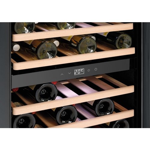 Bartscher Chłodziarka na wino podblatowa, 1-drzwiowa, 119 L, 40 butelek, od 5 °C do 22 °C, drzwi uchylne, czarna Bartscher Chłodziarka na wino podblatowa, 1-drzwiowa, 119 L, 40 butelek, od 5 °C do 22 °C, drzwi uchylne, czarna