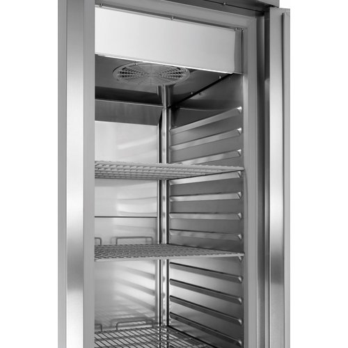 Bartscher Refrigerator 700 L, 2 °C to 8 °C Bartscher Refrigerator 700 L, 2 °C to 8 °C