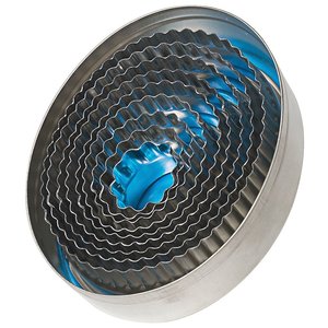 Contacto Wycinarki nierdzewne do ciasta 9 sztuk, owal falisty 25x20 – 80x65 mm Contacto Wycinarki nierdzewne do ciasta 9 sztuk, owal falisty 25x20 – 80x65 mm