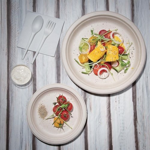 Fiesta Green Fiesta Compostable Bagasse Round Plates Natural Colour 181mm (Pack of 50) Fiesta Green Fiesta Compostable Bagasse Round Plates Natural Colour 181mm (Pack of 50)