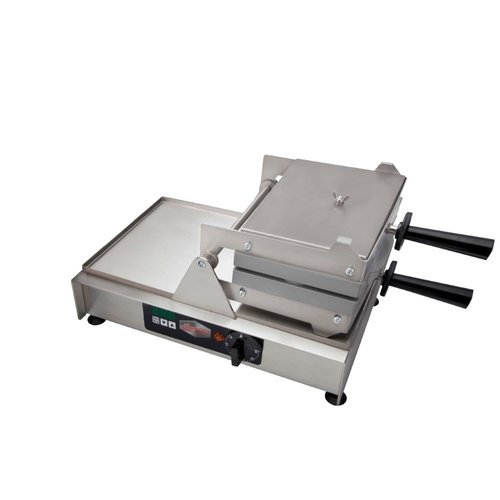 Neumarker Waffle Maker with interchangeable Plates, 2 kW Neumarker Waffle Maker with interchangeable Plates, 2 kW