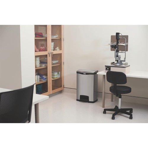 Rubbermaid 50 L Stainless Steel Pedal Bin, Lift Lid Rubbermaid 50 L Stainless Steel Pedal Bin, Lift Lid