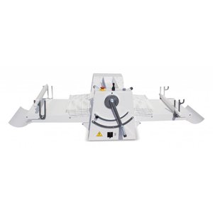 GGF Reversible Dough Roller 980x2380x(h)557 mm, 8 kg Dough, Thickness from 0,1 to 34 mm, 0,37-0,55 kW, 400V GGF Reversible Dough Roller 980x2380x(h)557 mm, 8 kg Dough, Thickness from 0,1 to 34 mm, 0,37-0,55 kW, 400V