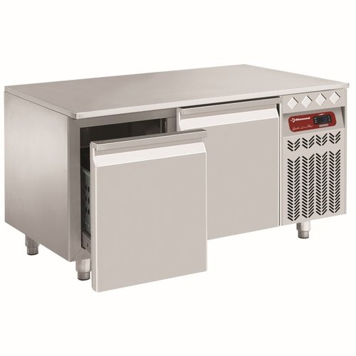 Diamond Refrigerated Table with 2 Drawers, GN 1/2, +, GN 1/3, from -2 °C to 8 °C, Side-Mounted Compressor Diamond Refrigerated Table with 2 Drawers, GN 1/2, +, GN 1/3, from -2 °C to 8 °C, Side-Mounted Compressor