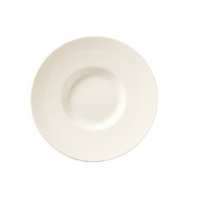 Fine Dine Presentational Plate, Ø318 mm, Crema Fine Dine Presentational Plate, Ø318 mm, Crema