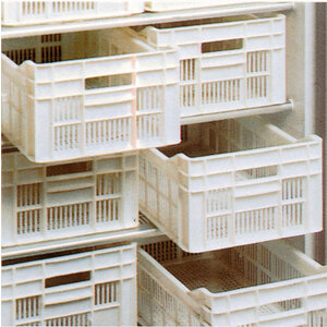 Diamond Zestaw składający się z 7 tac polietylenowych 500x300x(h)175 mm Diamond Zestaw składający się z 7 tac polietylenowych 500x300x(h)175 mm