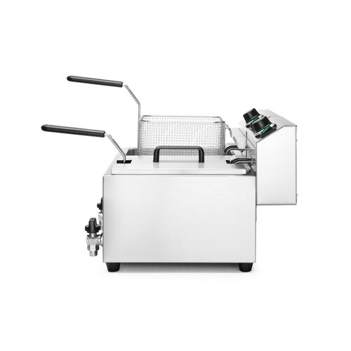 Hendi 2-Tank Countertop Electric Fryer 16 L, 2 x 3 kW with Drain Tap Hendi 2-Tank Countertop Electric Fryer 16 L, 2 x 3 kW with Drain Tap