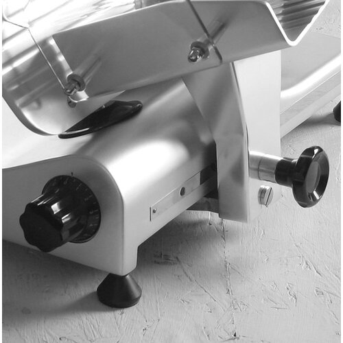 Hendi Profiline Meat Slicer with ø195 mm Knife, 0,2 kW Hendi Profiline Meat Slicer with ø195 mm Knife, 0,2 kW