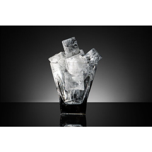 Hoshizaki Kostkarka do lodu 45kg/24h, rozmiar kostki L, zasobnik 18kg, chłodzona wodą Hoshizaki Kostkarka do lodu 45kg/24h, rozmiar kostki L, zasobnik 18kg, chłodzona wodą