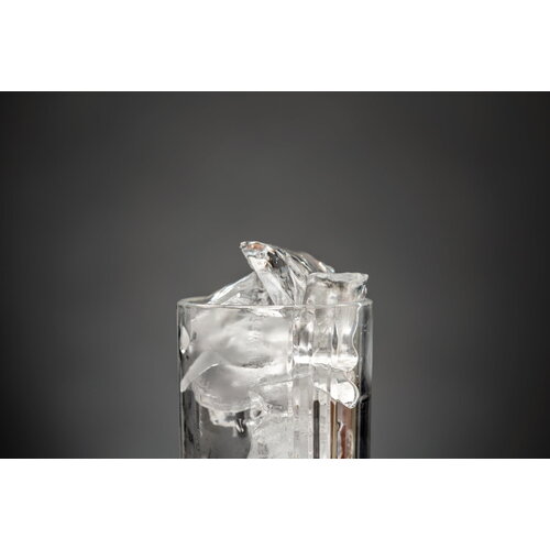 Hoshizaki Kostkarka do lodu 60kg/24h, zasobnik 23kg, chłodzona powietrzem Hoshizaki Kostkarka do lodu 60kg/24h, zasobnik 23kg, chłodzona powietrzem