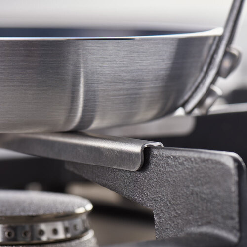 Stalgast Kuchnia gazowa z 6 palnikami i piekarnikiem elektrycznym z termoobiegiem 32,5 kW, G20/20 mbar