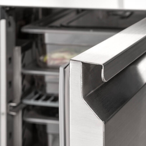 Stalgast Stół chłodniczy 3-drzwiowy 368 L, od 2 do 8°C, agregat dolny Stalgast Stół chłodniczy 3-drzwiowy 368 L, od 2 do 8°C, agregat dolny