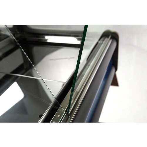 Rapa Lada chłodnicza, szyba prosta od 1 do 10 °C, 2010x820x(h)1220 mm z niebieskim frontem Rapa Lada chłodnicza, szyba prosta od 1 do 10 °C, 2010x820x(h)1220 mm z niebieskim frontem