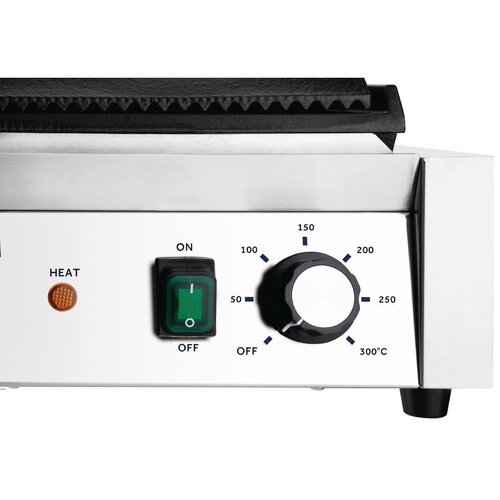 Nisbets Essentials Grill kontaktowy gładki/ryflowany, 1.8kW, 230V, 300°C, Nisbets Essentials DA396