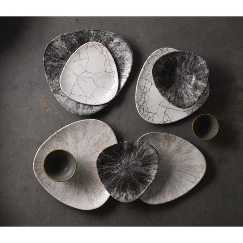 Churchill Talerz płytki 177 mm, z porcelany, trójkątny, Churchill Studio Prints Kintsugi Agaat Grey FR061 (12 szt.) Churchill Talerz płytki 177 mm, z porcelany, trójkątny, Churchill Studio Prints Kintsugi Agaat Grey FR061 (12 szt.)