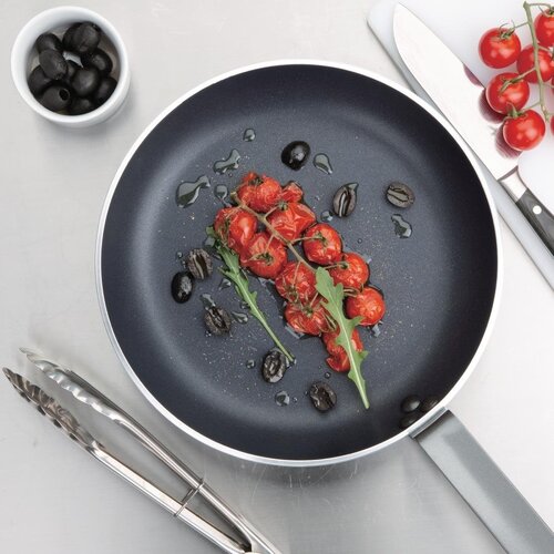 Vogue Patelnia aluminiowa z powłoką nieprzywierającą 1.8 L, Ø280 mm, Vogue Teflon Platinum Plus HT980 Vogue Patelnia aluminiowa z powłoką nieprzywierającą 1.8 L, Ø280 mm, Vogue Teflon Platinum Plus HT980