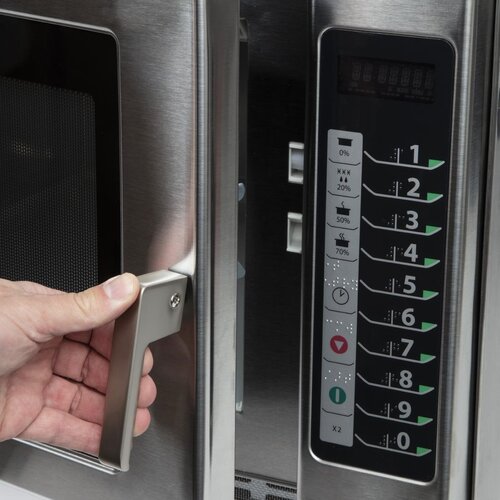 Menumaster Kuchenka mikrofalowa 34L, 1.8kW, 240V, Menumaster CM743 Menumaster Kuchenka mikrofalowa 34L, 1.8kW, 240V, Menumaster CM743