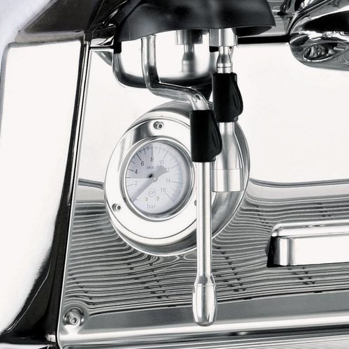 FAEMA Ekspres automatyczny kolbowy ciśnieniowy 2 grupowy z systemem Smart Boiler, 5 kW FAEMA Ekspres automatyczny kolbowy ciśnieniowy 2 grupowy z systemem Smart Boiler, 5 kW