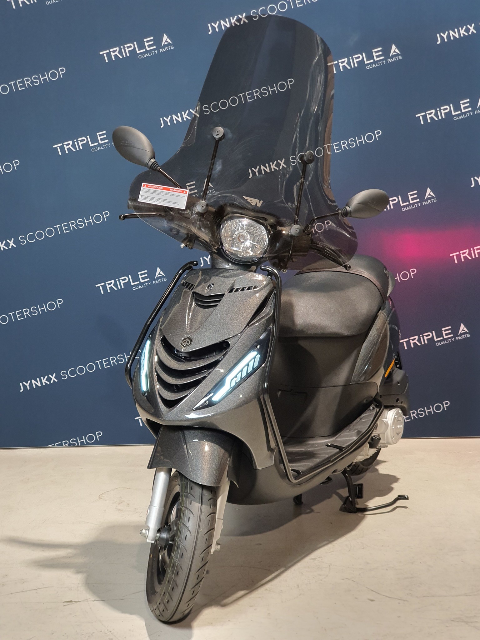Piaggio Zip 2022 E5 Psychedelic metallic grey custom NIEUW 0km