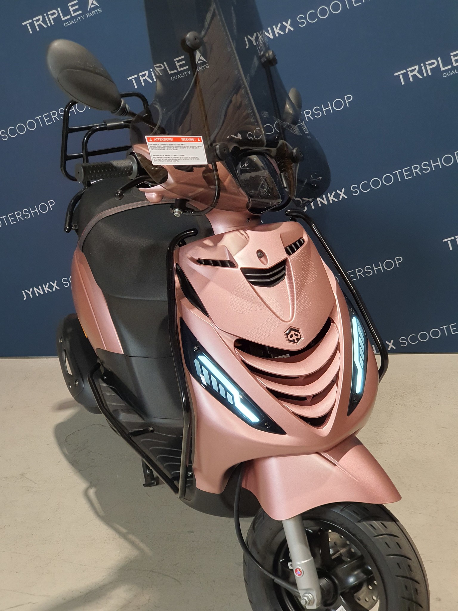 Piaggio Zip 2022 E5 Rose Gold (rosé goud) custom NIEUW 0km