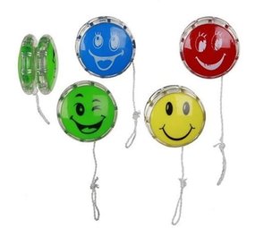 Henbrandt Smiley yo-yos