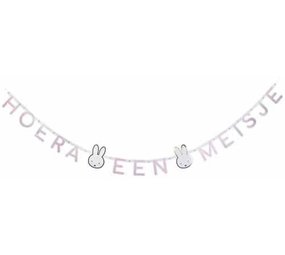 Haza - Witbaard Nijntje Letterslinger "Hoera een Meisje" 210cm | per stuk Haza - Witbaard Nijntje Letterslinger "Hoera een Meisje" 210cm | per stuk
