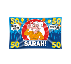 Paper Dreams Fassadenflagge „50 Jahre Sarah“ (Verkehrsschild, XXL) | 150 x 90 cm
