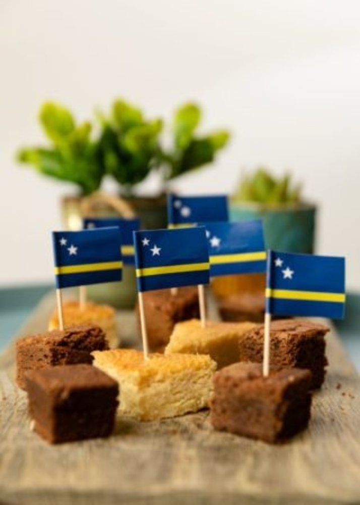 WeFiesta Curacao Blue-Yellow Flag Skewers | 50 pieces