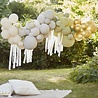 Ginger Ray DIY-Ballonguft in Grün, Creme, Grau und Goldchrom | pro Set Ginger Ray DIY-Ballonguft in Grün, Creme, Grau und Goldchrom | pro Set
