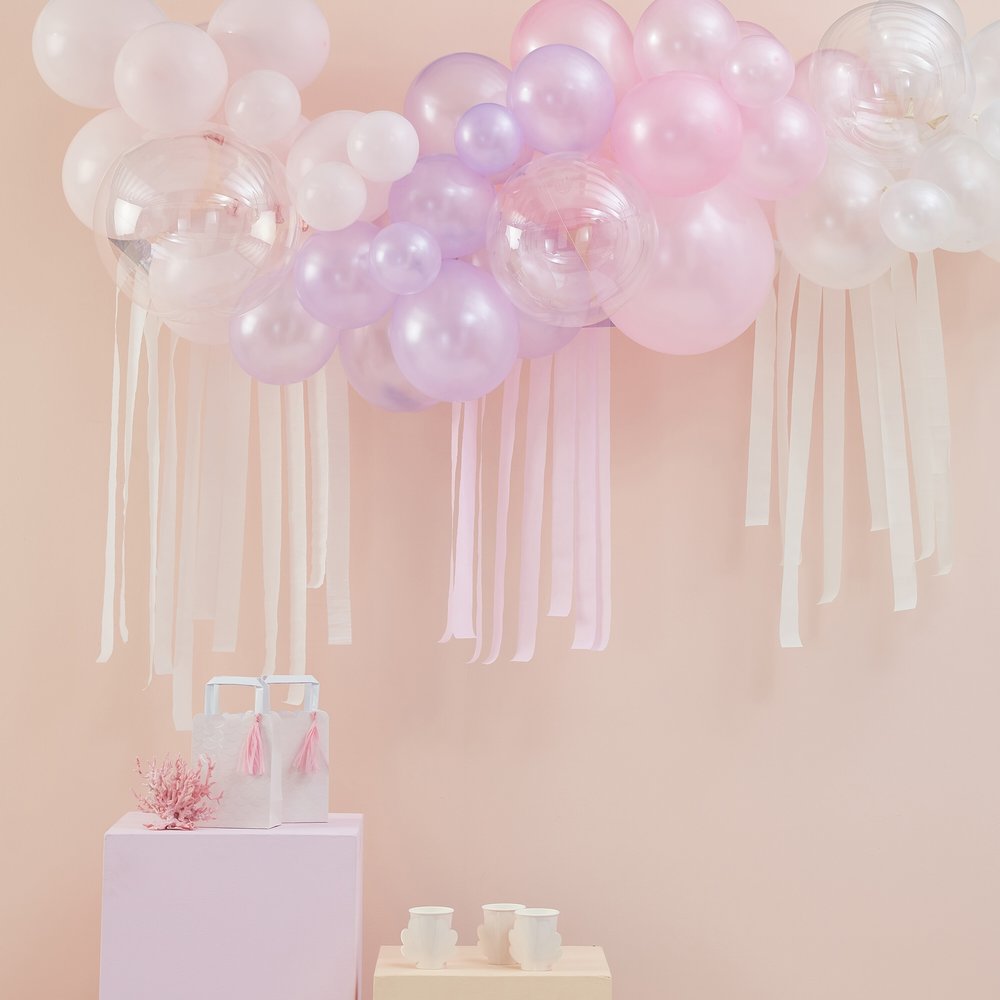 Ginger Ray Balloon garland kit Pastel, Pearlescent and Ivory with streamers | per piece