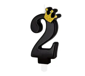 Tuf-Tuf Zwarte Kaars met Goud Kroontje 9cm | cijfer 2 Tuf-Tuf Zwarte Kaars met Goud Kroontje 9cm | cijfer 2