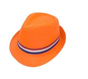 Haza - Witbaard Oranje Hoed met Rood-Wit-Blauwe band | per stuk Haza - Witbaard Oranje Hoed met Rood-Wit-Blauwe band | per stuk