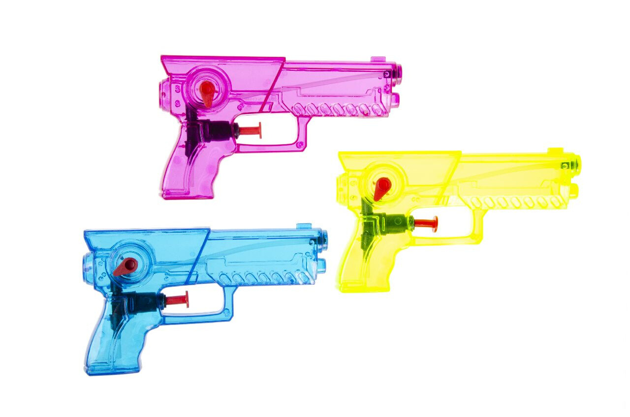 LG Imports Water Gun 15 cm | per piece LG Imports Water Gun 15 cm | per piece