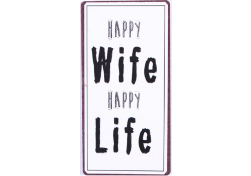 HAPPY WIFE