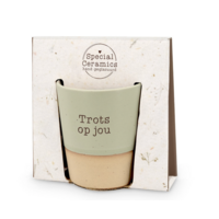 SPECIAL CERAMICS BEKER  - TROTS OP JOU