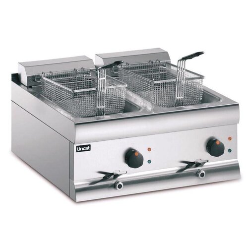 Lincat Friteuse Double Inox | Lincat Silverlink | 2x 9 Litres | 2x 3kW/230V |  600x600x335(h)mm