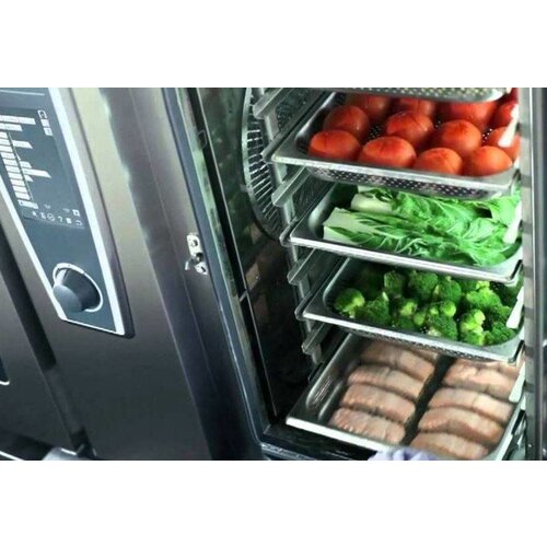 Rational Rational Four Mixte à Vapeur CM 201G Plus Gaz | Combimaster Plus Type 201 | 20 x 1/1 GN | 150-300 Couverts