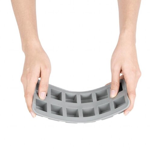 Vogue Bac à Glaçons en Silicone Flexible  | 235(H) x 100(L) x 20(P)mm