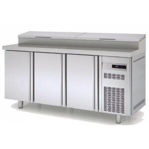 Coreco Saladette 3 Portes | 10x GN 1-4 | 1795x700x(h)1043mm Coreco Saladette 3 Portes | 10x GN 1-4 | 1795x700x(h)1043mm