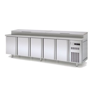 Coreco Saladette 5 Portes | 16xGN 1-4 |269,5x70x(H)104,3cm Coreco Saladette 5 Portes | 16xGN 1-4 |269,5x70x(H)104,3cm