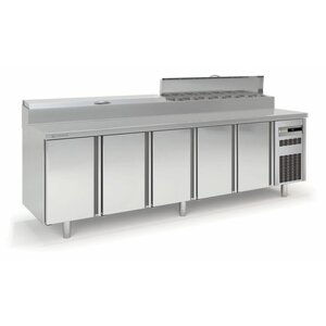 Coreco Saladette 5 Portes | 14x GN 1-6|269,5x70x(H)104,3cm Coreco Saladette 5 Portes | 14x GN 1-6|269,5x70x(H)104,3cm