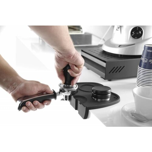 Hendi Tapis à Tamper en Silicone | Découpe pour 2 Porte-Filtre | 205x150x(H)45mm