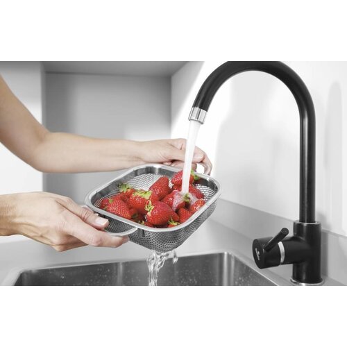 Hendi Passoire Perforé | Carré | Inox |  2 Poignées | 169x169x(H)55mm