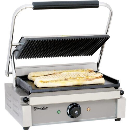 Casselin Grill Panini | Rainuré/Lisse | 2200W | 410x370x(h)200mm Casselin Grill Panini | Rainuré/Lisse | 2200W | 410x370x(h)200mm