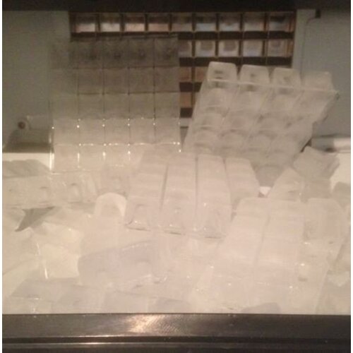 Hendi Machine à Glaçons | 35 kg/24 h | Réserve de 15kg | Injection à Refroidissement par Air | Glaçons Carrés