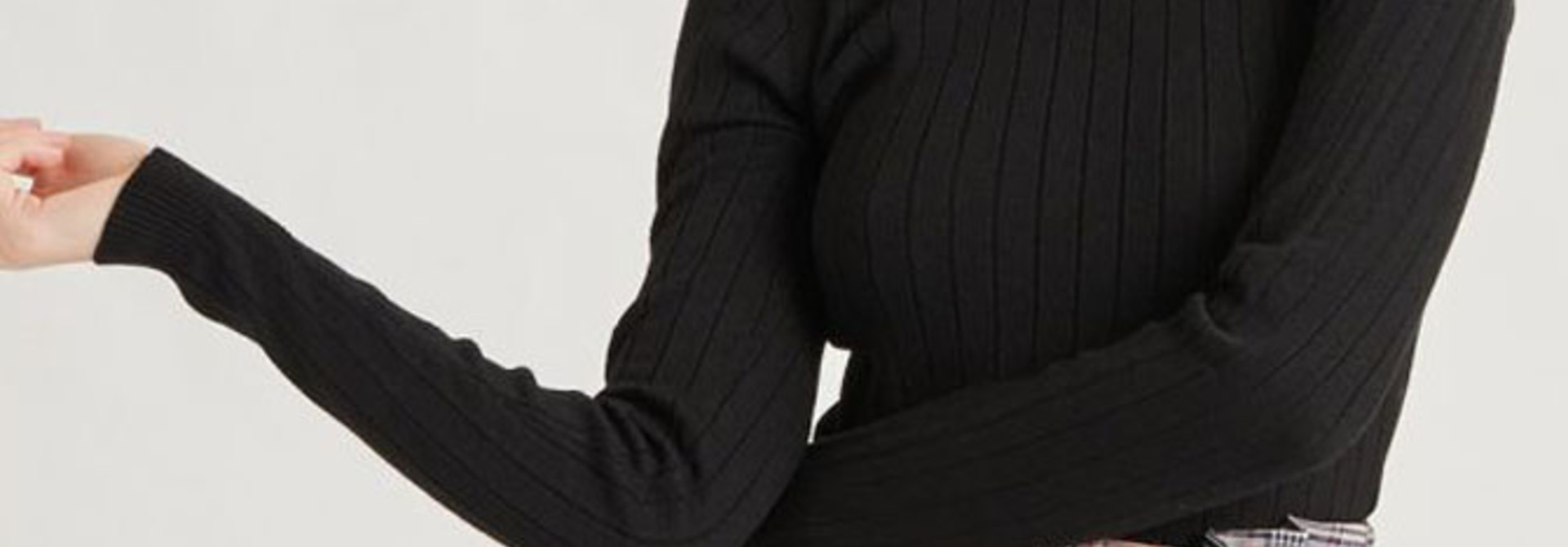 Malika fine knitted pull Black